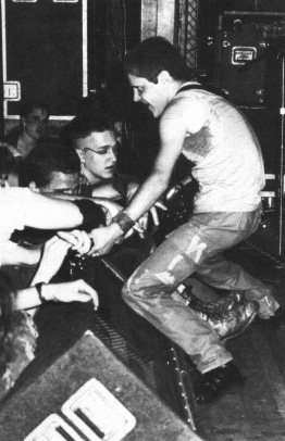 Throbbing Gristle - United - The 7 Throbbing Gristle - United - The 7